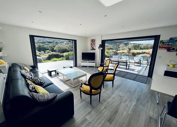 A Gioia Di Campa Figari (Corsica)