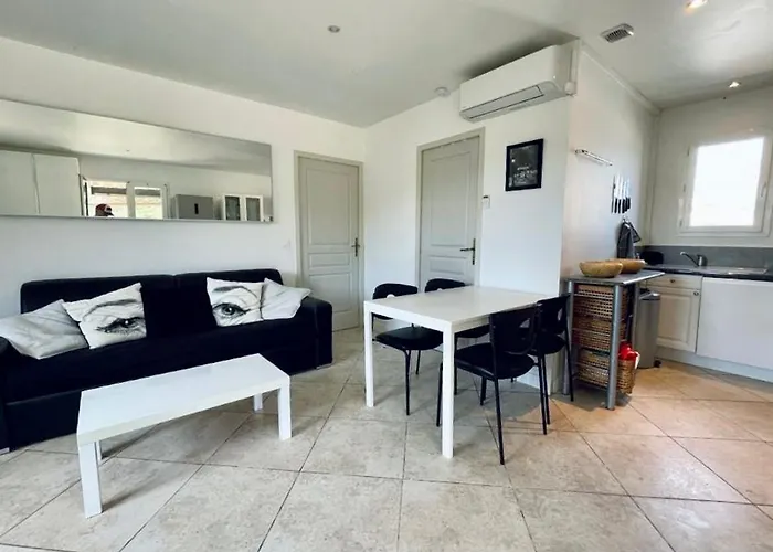 A Gioia Di Campa Villa Figari (Corsica)